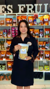 Macadamia nuts in a bottle ( 350ml bottle size ) - ideal for gift - imported from USA