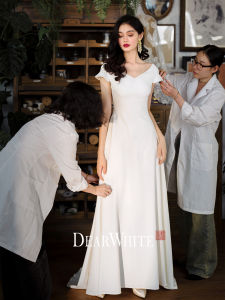 ชุดแต่งงานผ้าซาตินสีขาวสไตล์เรียบง่าย ชุดแต่งงานสไตล์ฝรั่งเศส ชุดราตรีสีขาว ชุดราตรีแบบสั่งทำ ชุดราตรีผ้าซาตินสีขาว ชุดราตรี