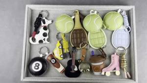 Bộ Móc Khóa Da PU Chill Vibes Only - Phụ Kiện Phong Cách Sống Giản Dị Bao Gồm Móc Khóa Hình Vợt Tennis Cà Phê Đàn Guitar Thú Cưng/quà Tặng Trang Trí