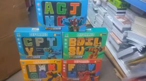 Bộ đồ chơi lắp ráp 26 chữ cái biến hình Robot đa năng cho bé 3 tuổi trở lên