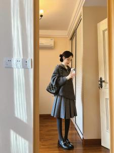 Gray Woolen Plaid Skirt Design Sensation Small Crowd Match Mid-length Autumn Winter Polyester Fiber High Waist A-line Skirt