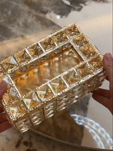 คริสตัล กล่องทิชชู่ สุดหรู กล่องทิชชู่ ใส่ทิชชู่ และสวยใส พรีเมียม ผู้สามารถนำไปใช้งานได้ที่กับคุณ