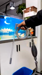 ปลาถ่ายน้ำ ที่ดูดขี้ การเสริมสร้างอารมณ์ตู้ปลา ถ่ายน้ำตู้ปลา เปลี่ยนน้ำปลา