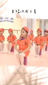 Pilot Career Costume for Kids Girl and Boy Gift Flight Attendant Dress Captain Performance Costume