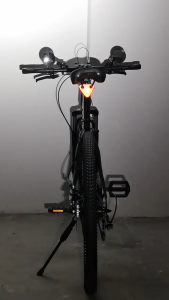 Bicycle Riding Safety Warning Pendant Emergency Highlight Reflective Triangle Logo Wear-resistant Waterproof Pendant