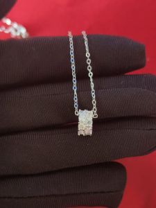 Diamcity (Free Gra Certificate) Moissanite Liontin Wanita Baru Kalung Emas