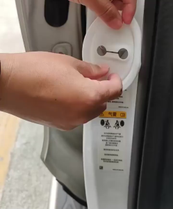 4PCS Silicone Car Door Lock Latches Cover Universal Shock Absorbing Cushioning Crash Protection Pad Car Waterproof Door Lock Anti-collision Protection Pad