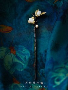 Handmade Chinese Style Plum Blossom Pearl Hairpin Floral Updo High End Gift for Best Friend Traditional Ethnic Fashion Accessory