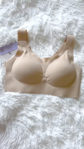 [SALE XẢ HÀNG ĐẾN 80%] Áo Lót Không Viền May Kèm Mút Rời Dày Vừa Màu Trơn Soft Collection By Sabina SBXK108