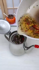 (Home Bliss Hub)Stainless Steel Oil Container Can Household Oil Strainer Kitchen Oil Filter Pot Oil Storage Bottle