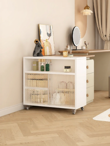 Moveable Luxurious Cosmetic Storage Shelf
