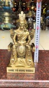 Tượng vua Hùng Vương cao 28cm bằng đồng vàng ngang 13cm sâu 15cm nặng 3kg
