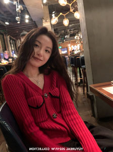 Áo Len Cardigan Dệt Kim Cổ Chữ V Màu Đỏ Thời Trang Thu Đông Cho Nữ Áo Khoác Ngoài Dài Tay Dáng Ôm Vừa Vặn Có Nút Cài Kiểu Hàn Quốc