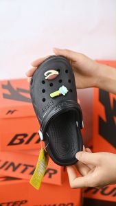 Dép bít đầu Bitis (30-38)