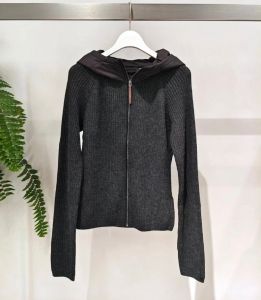 เสื้อคาร์ดิแกนถักหนาพร้อมฮู้ดสำหรับผู้หญิง ฤดูใบไม้ร่วง/ฤดูหนาว เสื้อคลุมยาวทรงหลวม ผ้าขนสัตว์ผสมคอตตอนโพลีเอสเตอร์