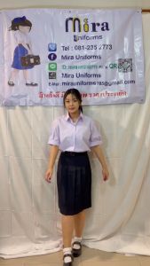 กระโปรงนักเรียน ทรงแคบ  มัธยมต้น มัธยมปลาย ผ้ามัน ดีวาย สีกรมเข้ม ตีเกล็ด 5.5 นิ้ว