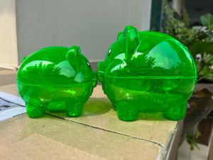 พร้อมส่ง กระปุกออมสินหมูเขียว ออมสินหมู ออมสินหมูสีใส ออมสินหมูเขียว