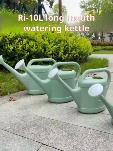 Watering Pot for Watering Flowers Household Large Capacity Long Mouth Vegetable Watering Pot Agricultural Vegetable Watering Pot Vegetable Watering Bucket