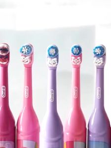 Bàn chải đánh răng điện Oral B Child Pro-Health Nha khoa Vệ sinh bàn chải xoay Đầu nướu Chăm sóc răng bằng pin Bàn chải răng cho trẻ em 3