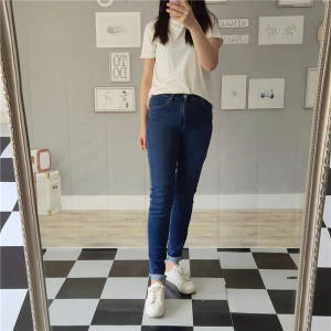 กางเกงยีนส์ทรงเข้ารูปสำหรับผู้หญิง กางเกงขายาวทรงเข็มีดสีน้ำเงินเข้ม ทรงเข้ารูป สไตล์คลาสสิก กางเกงยีนส์ทรงเข็มีดสำหรับผู้หญิง