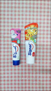 Kem đánh răng trẻ em Signal