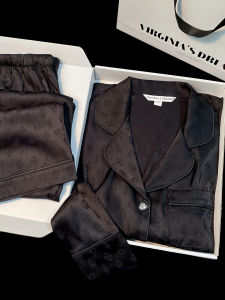 Áo Ngủ Lụa Băng Màu Đen Sang Trọng Cho Nữ Virginias Dreams Mùa Xuân 2025 Áo Khoác Cardigan Cổ Bẻ Tay Ngắn Thoáng Khí Thoải Mái