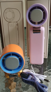 Kipas Angin S029 Mini Portable Led Fan Turbo 100 Speed Genggam Tangan