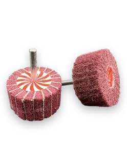 ลูกขัดสก๊อตไบรท์สลับผ้าทราย+ลูกขัดสก๊อตไบรท์แดง ขนาด 2 นิ้ว แกน 6mm ใช้สำหรับขัดลอกเตรียมผิวก่อนขัดเงา