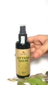 Chai Xịt tràm cho bé 100ml - Hoa Nén - Khử mùi ngăn muỗi và côn trùng đốt  gi.ảm h.ăm t.ã r.ôm s.ảy m.ẩn ng.ứa cho bé
