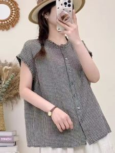 เสื้อเชิ้ตคอปกกลมแขนสั้นผ้าลินินผสมคอตตอนสำหรับผู้หญิงในช่วงฤดูร้อน เสื้อเชิ้ตทรงหลวมๆ สบายๆ สำหรับผู้หญิงไซส์ใหญ่