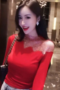 Red Half High Collar Womens T-shirt New Style European Heavy Embellished Long Sleeve Fashionable Elegant Diamond Embedded Base Shirt