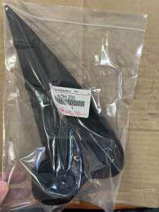 เฉพาะขากระจกรถตู้โตโยต้าปี 14