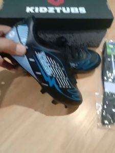 KIDZTUBS Sepatu Sepak Bola Anak Laki LakI Size 28 29 30 31 32 33 34 35 36 37 KDZ1105113024