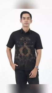 Prabuseno – Hem Kemeja Batik Pria Lengan Pendek Motif Tohjaya Slimfit Bahan Katun Printing Lapis Furing Erro Handmade Kualitas Premium Jumbo Big Size Modern Halus Adem Nyaman Mewah Atasan Baju Cowok Muda Pakaian Seragam Kerja Formal Kantor Kondangan