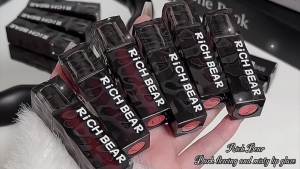 Rich Bear น้ำกระจก Lip Glaze สี การแต่งหน้าที่ยาวนานไม่ง่ายที่จะหายไปลิปสติกสีขาวน่ารัก Pouty ลิปกลาส
