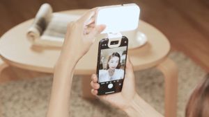 Fill Light Clip-on 1000 mAh Rechargeable LED Light Selfie Light 360° Rotation Video Light