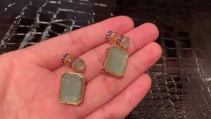 High-quality Women Light Luxury Peridot Green Gem Earrings Side Micro-inlaid Purple Cubic Zirconia Retro Earrings Gifts Jewelry