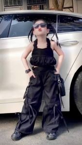 ชุดคาร์โก้เด็กผู้หญิง เสื้อคล้องคอโชว์หลัง กางเกงแต่งโบว์คาร์โก้ น้ำหนัก10-30 กิโล รหัสDH90