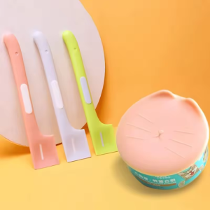 Pet food jar spoon and lid cat pattern element design suitable for wet food cans snacks easy to clean and convenient to use