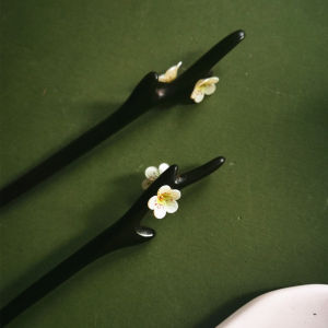 Black Ebony Pear Blossom Hairpin Original Design Traditional Chinese Style for Bun Hairstyling Qipao Hair Accessories