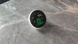 PM2.5 เครื่องวัดฝุ่น หน้าจอ LED พร้อมหน้าจออุณหภูมิ และความชื้น