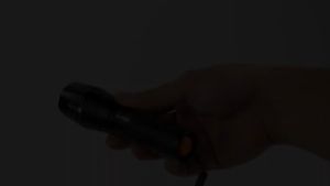 FAST DELIVERY TaffLED Senter LED Mini Zoom Super Terang Outdoor Jarak Jauh Cree XM-L T6 2000 Lumens