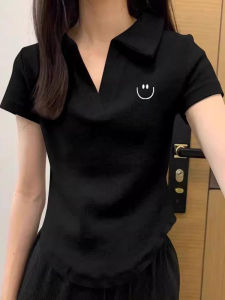เสื้อยืดคอโปโลแขนสั้นทรงสลิมฟิตสำหรับผู้หญิงในช่วงฤดูร้อน 100% คอตตอน สีดำ เสื้อแขนสั้น ทรงปกติ คอกลม แขนสั้น