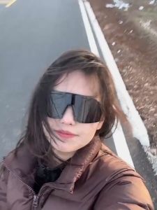 Kacamata Hitam Bersepeda Bingkai Besar Untuk Pria Dan Wanita Olahraga Luar Ruangan Perlindungan UV