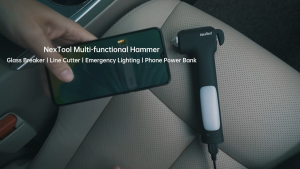 NexTool Multi Functional Emergency Rescue Hammer / Window Breaker / Belt-Cutter / 150LM Light / USB-C 2600mAh Power Bank