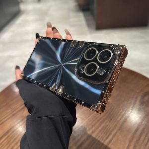 AO.HU | Luxurious Square CD Pattern Laser Iridescent Electroplated Black Protective Case for iPhone