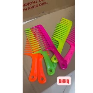 Combo 10 cây lược răng thưa lược xù size lớn chải tóc xoăn Vĩnh Phước loại nhỏ bằng nhựa nhiều màu sắc.