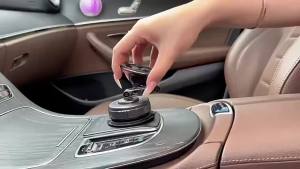 Vacuum Magnetic Phone Stand Three-Axis Foldable 360 Rotating Mechanical Arm Car Phone Holder Universal Navigation Mount