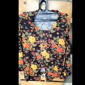 Kebaya Etnik Motif Floral Elegan Lengan Panjang Bahan Sutra kebaya bali motif bunga melar