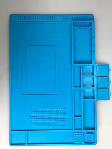 KKBB- แผ่นยางรองซ่อม แผ่นซิลิโคนรองงานซ่อมอิเล็คทรอนิกส์ แผ่นใหญ่ขนาด 450x300mm มีช่องวางอุปกรณ์พร้อมแม่เหล็กดูดน็อตกันกระเด็นหาย ทนความร้